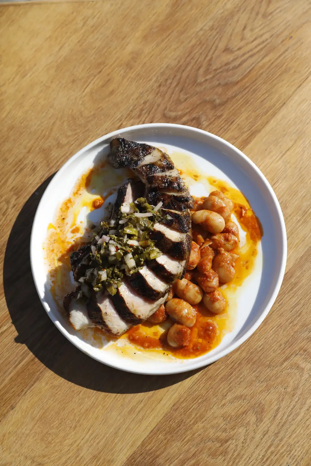 Una vez al mes, este restaurante de Brooklyn se transforma en una clase de carnicería