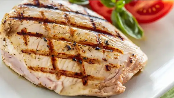 The Basic Marinade Ingredient That Ensures The Juiciest Chicken Breast Every Time