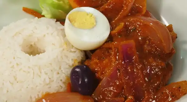 Escabeche de pollo peruano: fácil y delicioso (VIDEO)