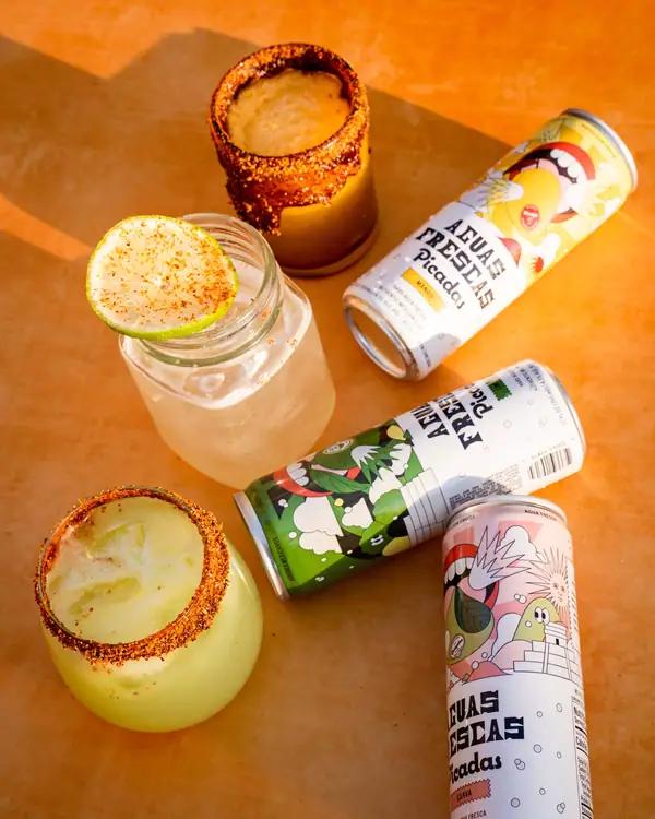 Estas bebidas enlatadas de fabricación mexicana están dando a los sabores locales el reconocimiento que merecen