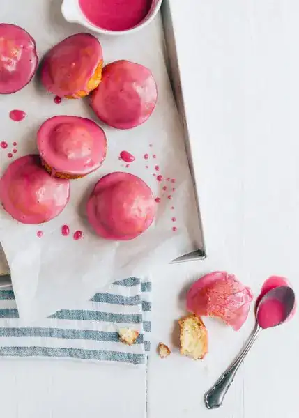 Pink cakes