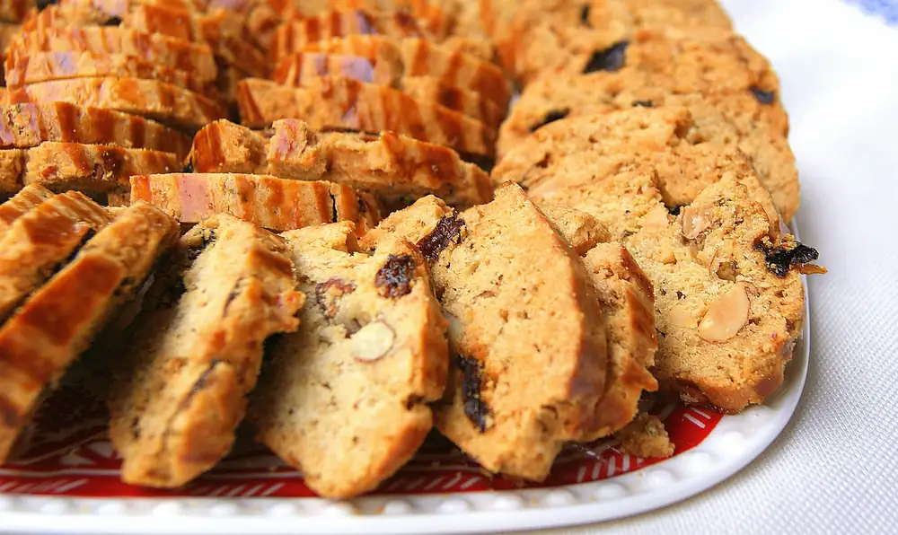 Moroccan Fekkas with Almonds and Raisins