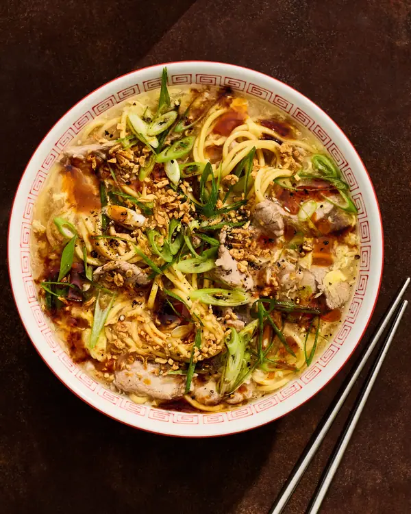 Maki Mi Recipe (Filipino Chinese Pork Noodle Soup)
