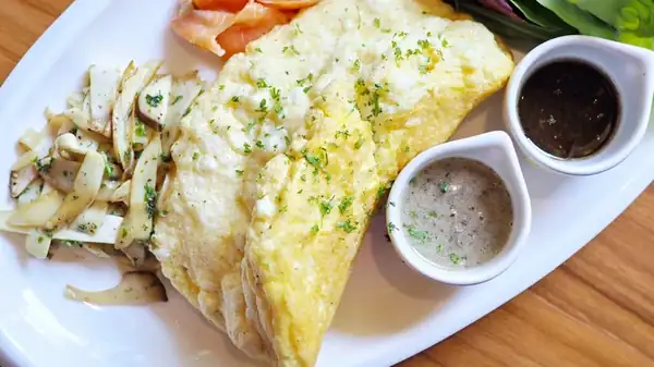 What Makes Soufflé Omelets So Unique?