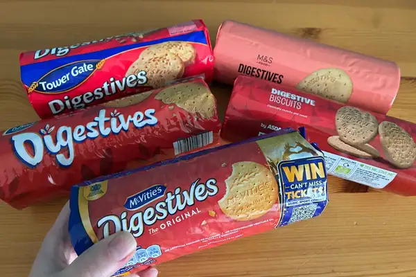 Comparé las galletas Digestive de McVitie's con las versiones de supermercado
