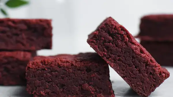 The Cake-Inspired Flavor Upgrade To Try On Your Next Batch Of Brownies